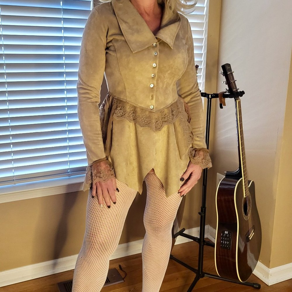 Stretchy shirt/jacket from Venus